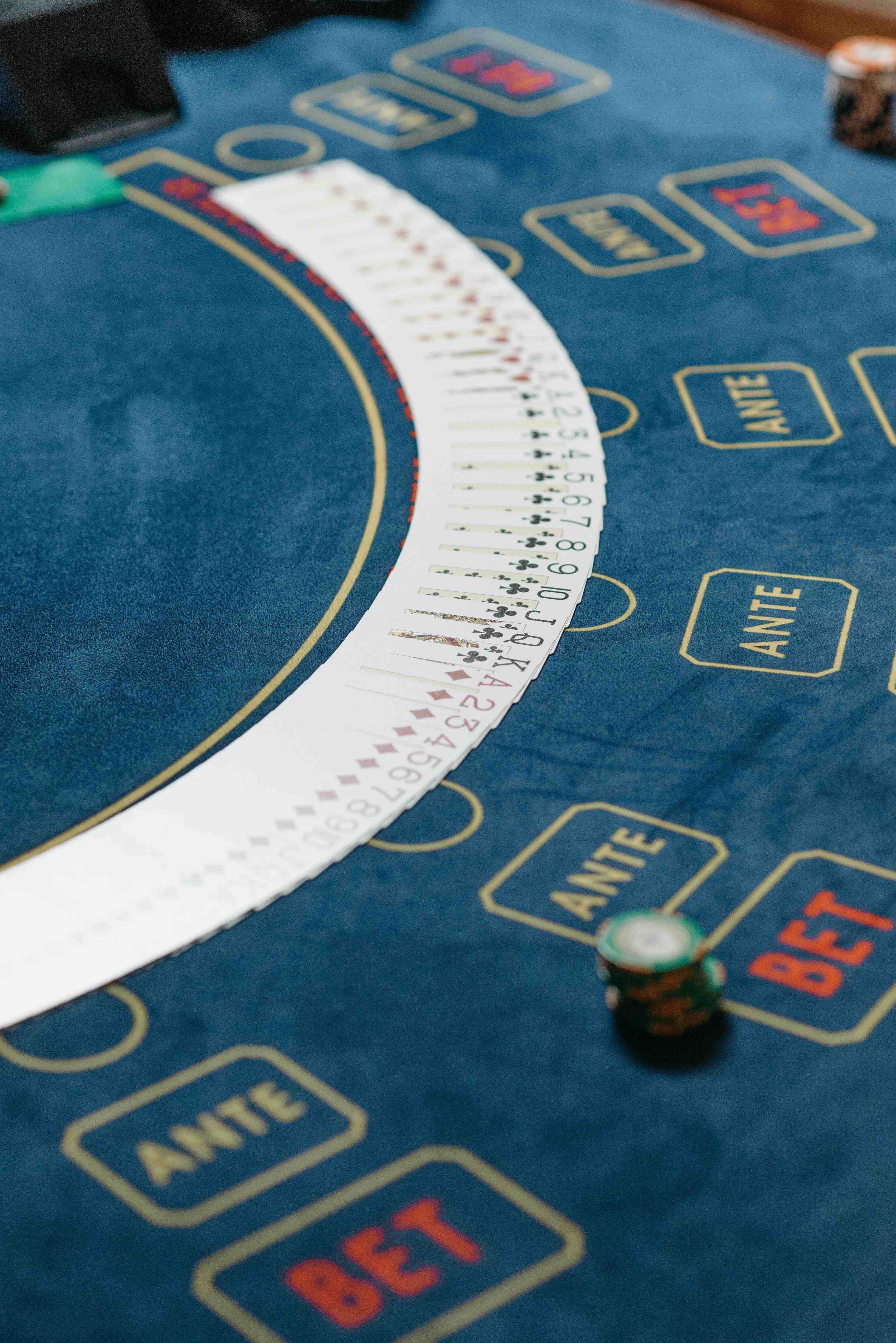Pengalaman bermain sportsbook dan slot online di f32 dengan akses mobile mudah di Indonesia